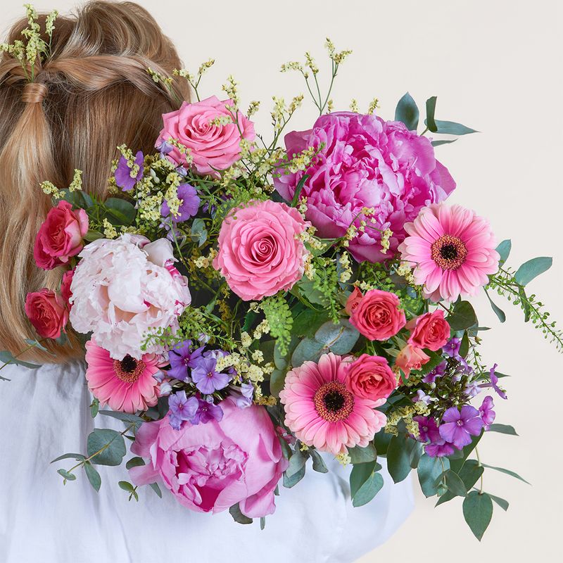 💖 Pour la fête des mères, offrez un cadeau rempli d’amour avec le Bouquet de l'amour… une création florale pleine de tendresse pour faire sourire toutes les mamans 🌸🌷

À partir de 62,95 €.

Préparé et livré par Interflora avec passion et savoir-faire floral pour une surprise inoubliable 💐✨

Parce qu’une maman mérite le plus beau des bouquets 💖 Retrouvez le Bouquet de l'amour sur Bloomyrama 👉 lien en bio.

#bouquetdefleurs #livraisonfleurs #bloomyrama #comparateurdefleurs #fleuristes #interflora #fetedesmeres  #fleursdesaison #bouquetprintanier