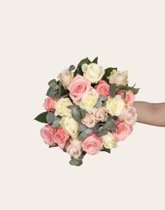 bouquet de roses pastel livraison Monsieur marguerite comparaison bloomyrama