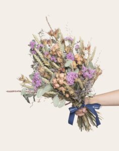 bouquet tendresse mauve et crème livraison monsieur marguerite comparateur de fleurs bloomyrama