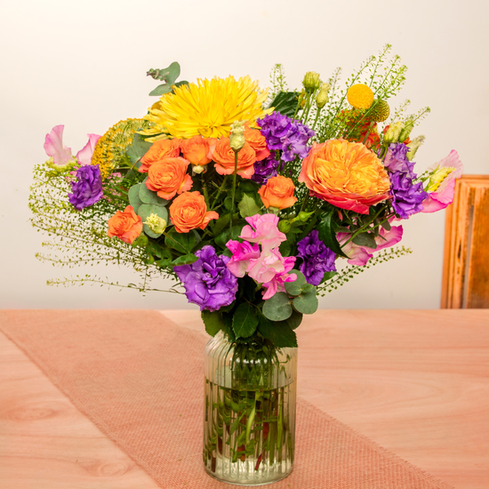 bouquet rond jaune orange rose violet 123fleurs vu sur le comparateur bloomyrama