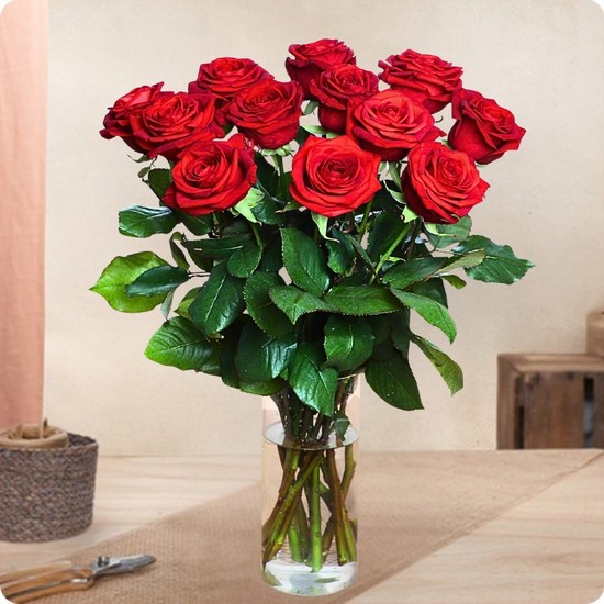 bouquet desir roses rouges 123fleurs disponible sur le comparateur bloomyrama