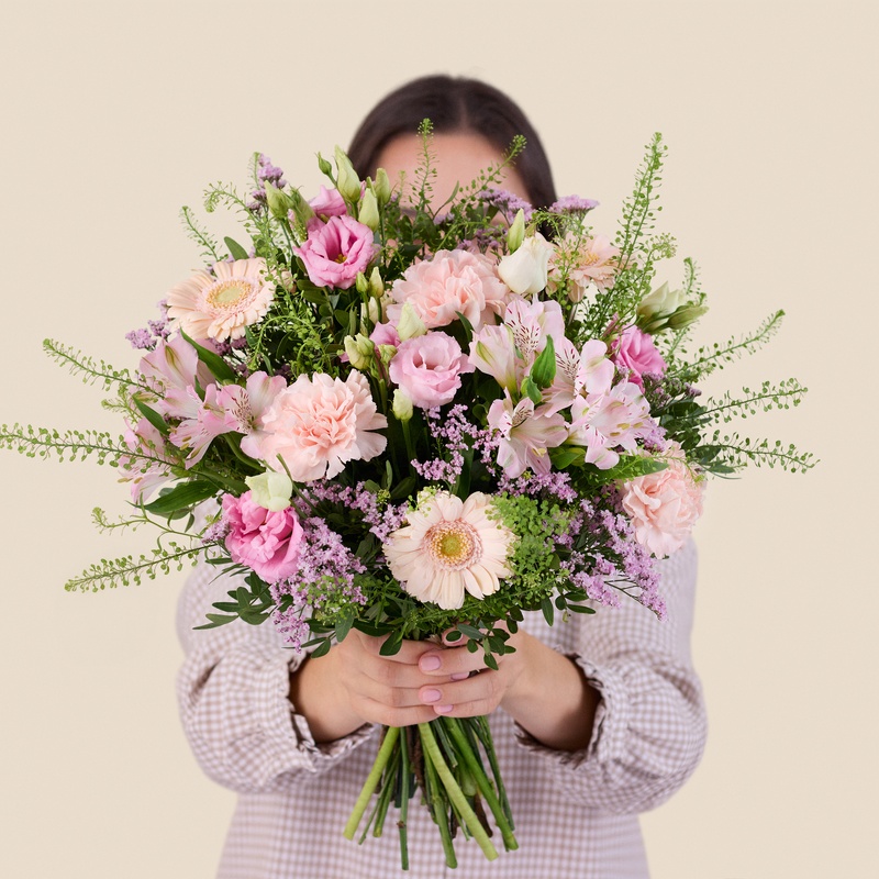 Bouquet comme un doux poème Interflora bloomyrama