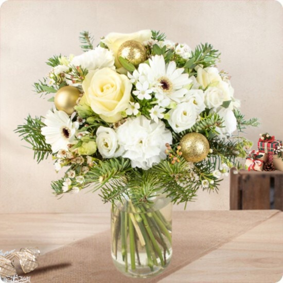 Bouquet Gourmandise blanc or roses germinis chrysanthèmes sapin 123fleurs disponible sur bloomyrama