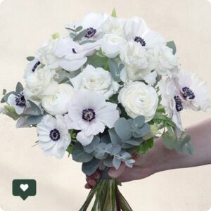 boquet blanc des followers anémones renoncules lisianthus livraiosn 123fleurs comparateur de fleurs bloomyrama