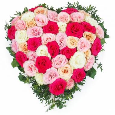 Coeur de deuil en roses roses camaieux avec feuillage 60 cm l’Agitateur Floral disponible sur le comparateur bloomyrama