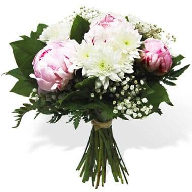 Bouquet Princesse avec pivoines roses et gypsophile L’Agitateur Floral disponible sur bloomyrama